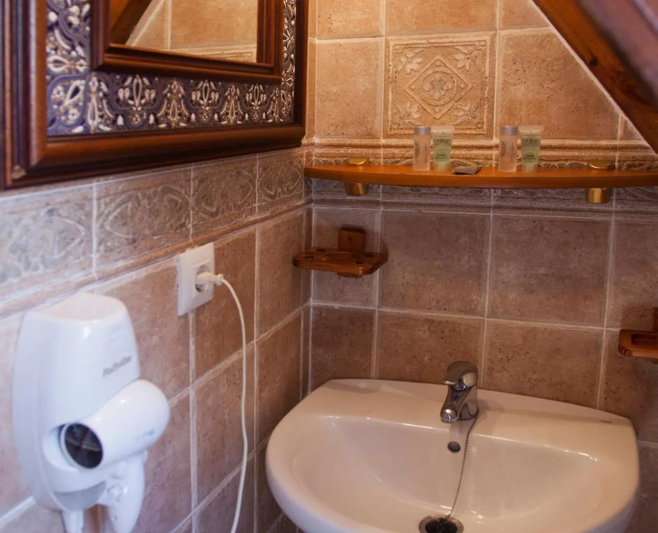 Hostal Mar De Frente Los Canos De Meca Guest house
