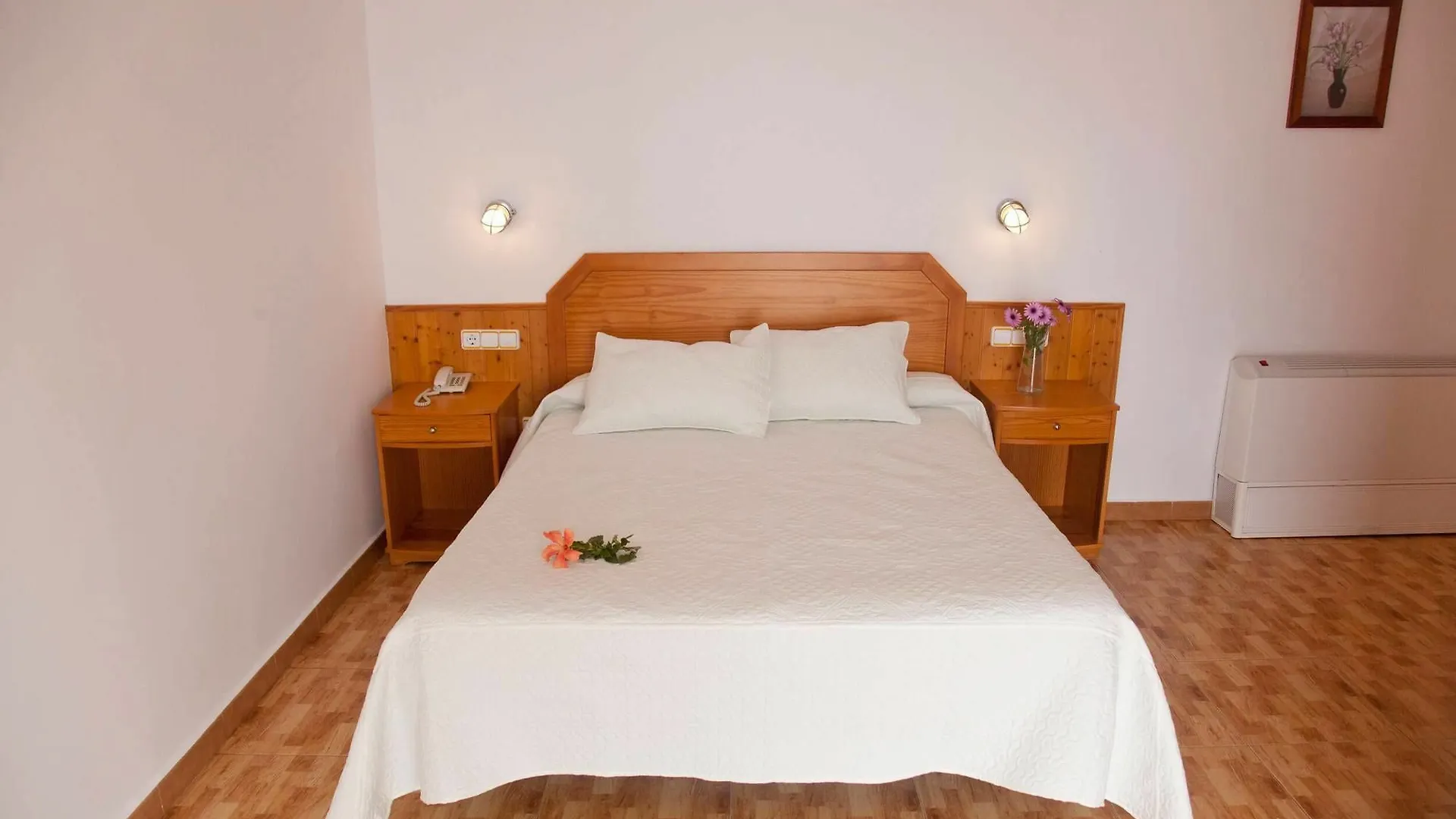 Hostal Mar De Frente Los Canos De Meca Guest house